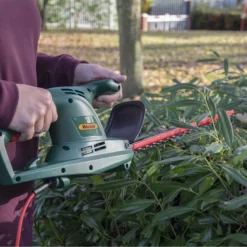 Webb Classic 500W 50cm (20") Hedge Trimmer -Garden Tools Shop 234838 07