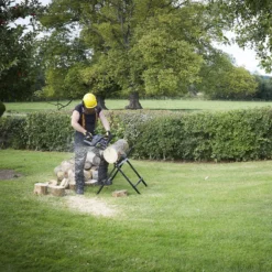 McCulloch 40.5cm (16") Petrol Chainsaw 17 McCulloch 40.5cm (16") Petrol Chainsaw -Garden Tools Shop 235452 08