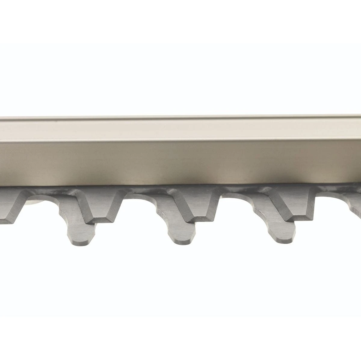 Flymo Easicut Cordless 42cm (16.5") 20V Cordless Hedge Trimmer 6 Flymo Easicut Cordless 42cm (16.5") 20V Cordless Hedge Trimmer - Image 6