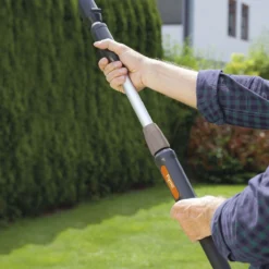 Flymo Sabre Cut C-Link 42cm (16.5") 20V Cordless Hedge Trimmer -Garden Tools Shop 235459 09