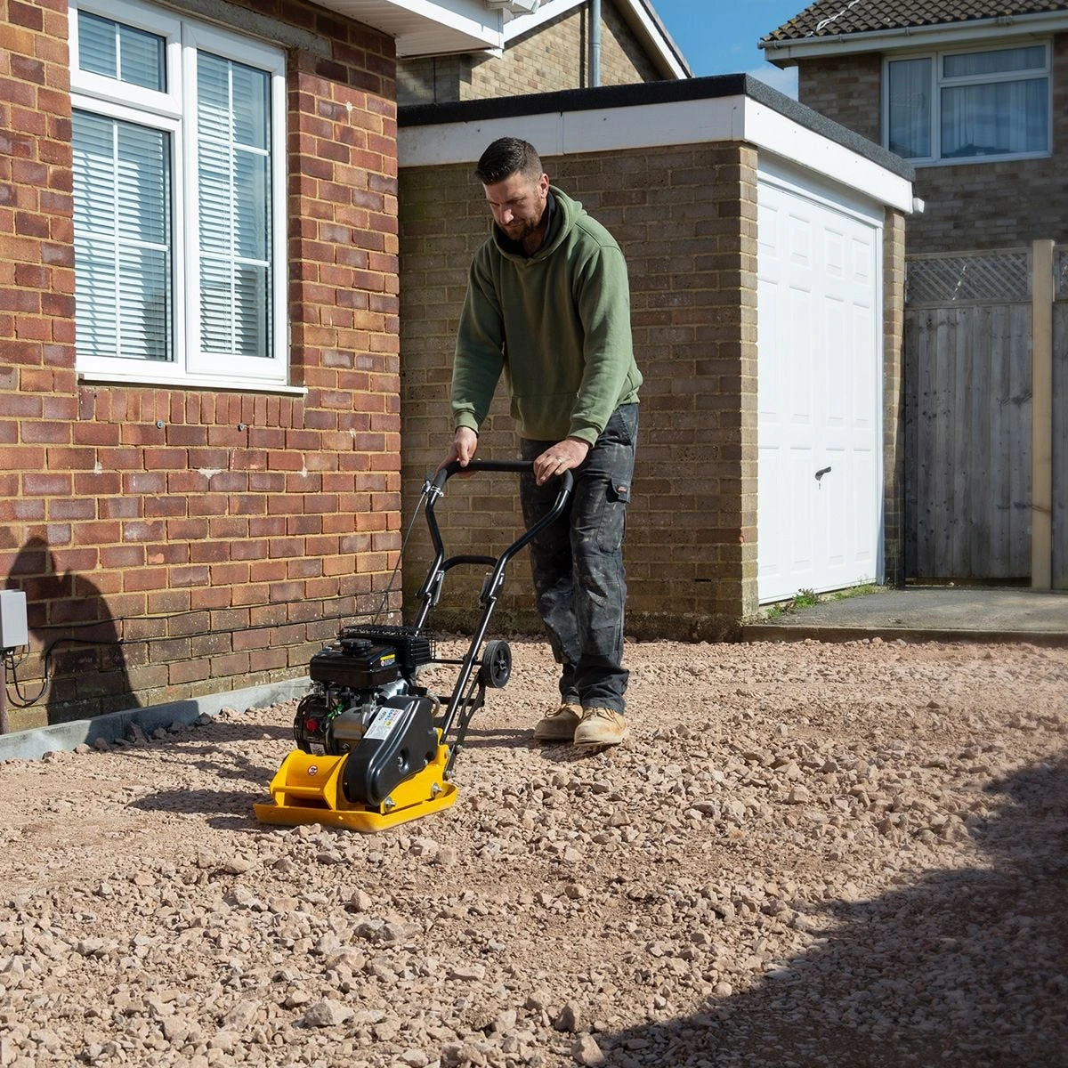 The Handy 30cm (12") Petrol Compactor Plate 7 The Handy 30cm (12") Petrol Compactor Plate - Image 7