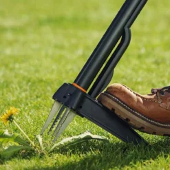 Fiskars Solid Weed Puller -Garden Tools Shop 235704 1 1