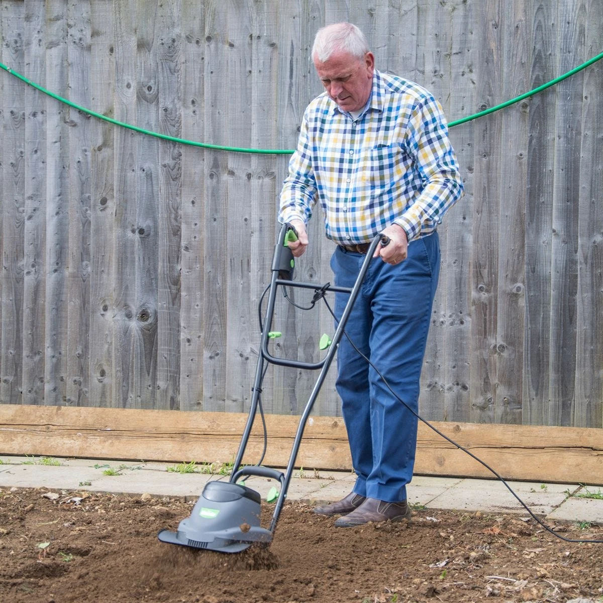 The Handy 30cm (12") 800W Electric Tiller 5 The Handy 30cm (12") 800W Electric Tiller - Image 5