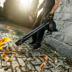 McCulloch 26cc 200mph (321km/h) Petrol Blower -Garden Tools Shop 235800 06 2 1