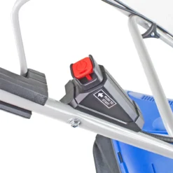 Hyundai HYM430SPER Self Propelled 17" 43cm 430mm 139cc Electric Start Petrol Roller Lawn Mower - Includes 500ml Engine Oil -Garden Tools Shop 239104 6