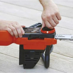 Black & Decker Black And Decker 18v Cordless 25cm Chainsaw -Garden Tools Shop 244879 6