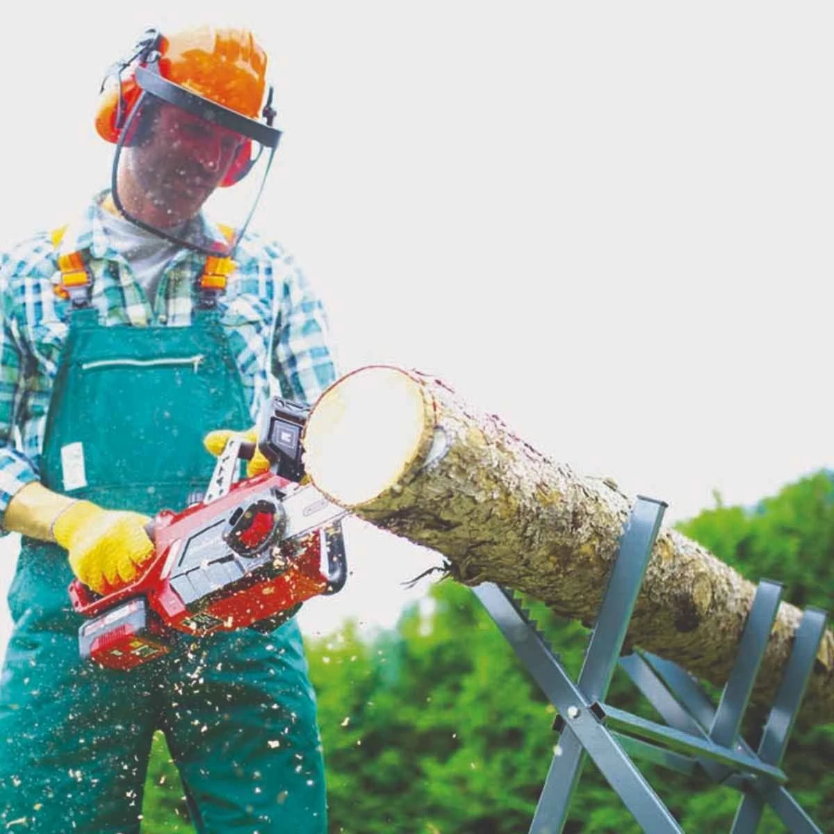 Einhell 18v Cordless Chainsaw 2 Einhell 18v Cordless Chainsaw - Image 2