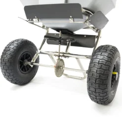 The Handy 57kg (125lb) Salt Spreader 9 The Handy 57kg (125lb) Salt Spreader -Garden Tools Shop 247795 03