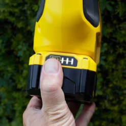 Stanley FatMax V20 18v Cordless 45cm Pole Hedge Trimmer -Garden Tools Shop 253246 6