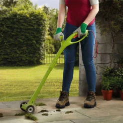 Garden Gear Electric Weed Sweeper With Spare Brushes -Garden Tools Shop 255572 3