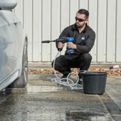 Draper D20 20V Pressure Washer Kit With 1x 2Ah Battery And Charger -Garden Tools Shop 262232 4