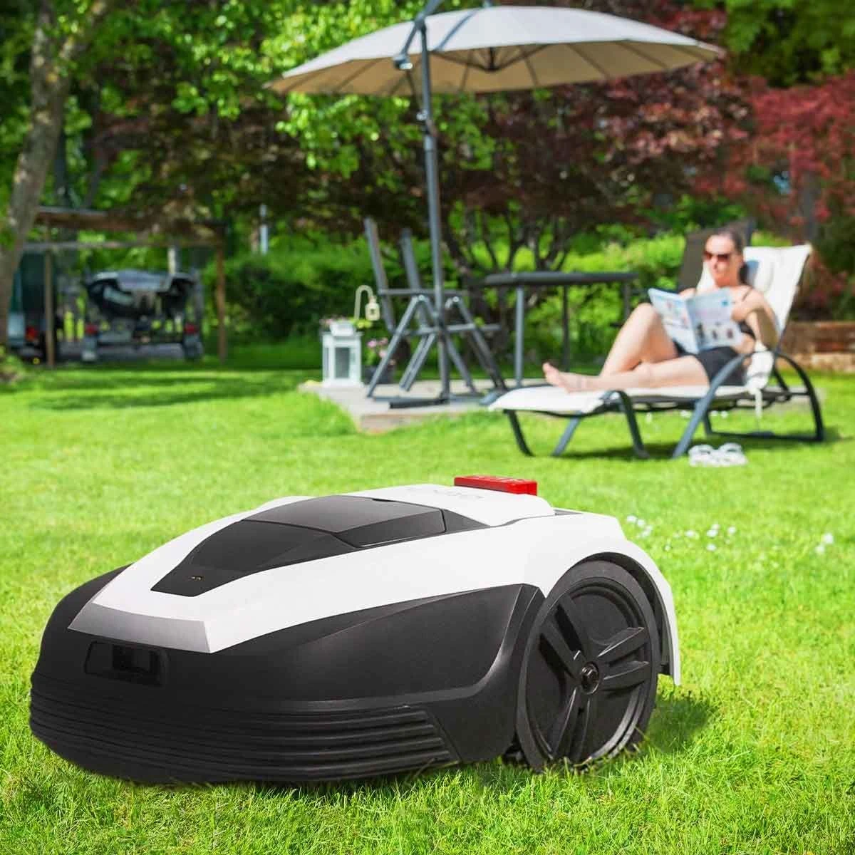 Gtech RLM50 Robot Lawnmower 8 Gtech RLM50 Robot Lawnmower - Image 8