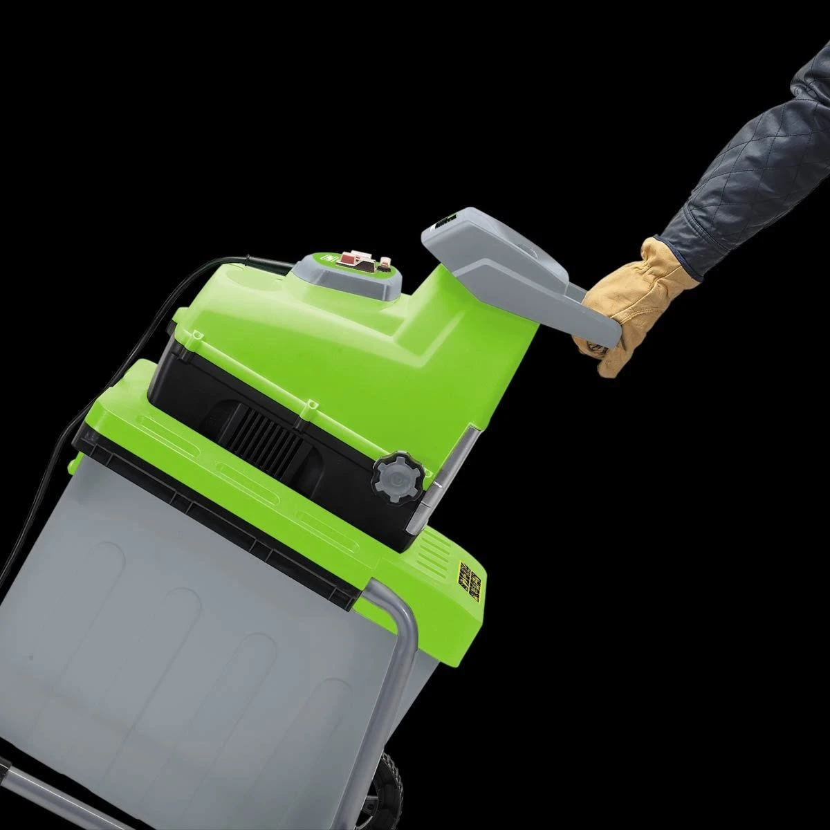 Draper 230V Rapid Garden Shredder - Green 4 Draper 230V Rapid Garden Shredder - Green - Image 4