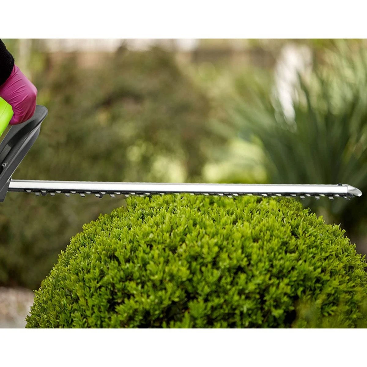 Mylek Cordless Lighweight Hedge Trimmer 20V Electric Cutter - Green & Black 7 Mylek Cordless Lighweight Hedge Trimmer 20V Electric Cutter - Green & Black - Image 7