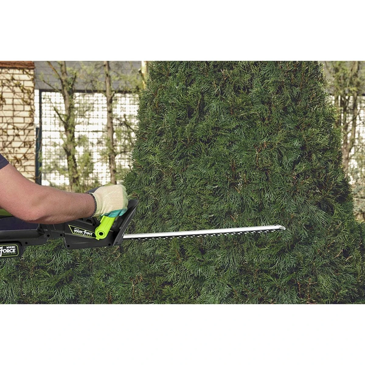 Mylek Cordless Lighweight Hedge Trimmer 20V Electric Cutter - Green & Black 8 Mylek Cordless Lighweight Hedge Trimmer 20V Electric Cutter - Green & Black - Image 8