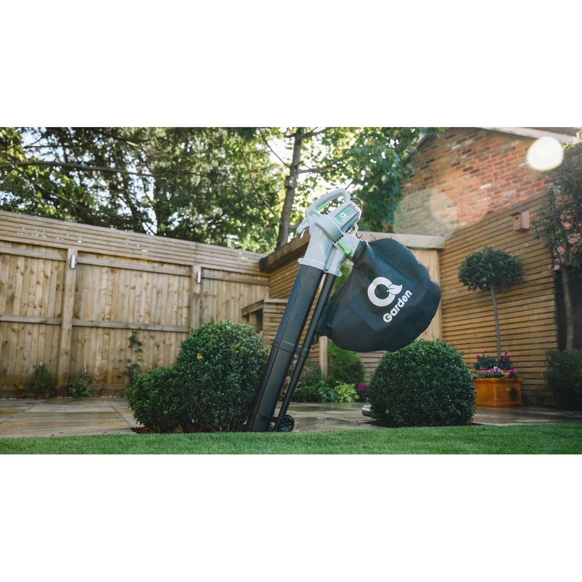 Q Garden 3000W Garden Blower Vacuum With Wheels & Variable Speed 5 Q Garden 3000W Garden Blower Vacuum With Wheels & Variable Speed - Image 5