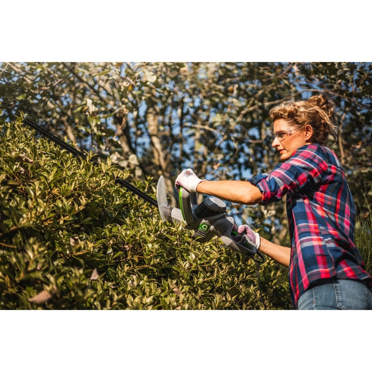 Q Garden 500W 56Cm Electric Hedge Trimmer 11 Q Garden 500W 56Cm Electric Hedge Trimmer - Image 11