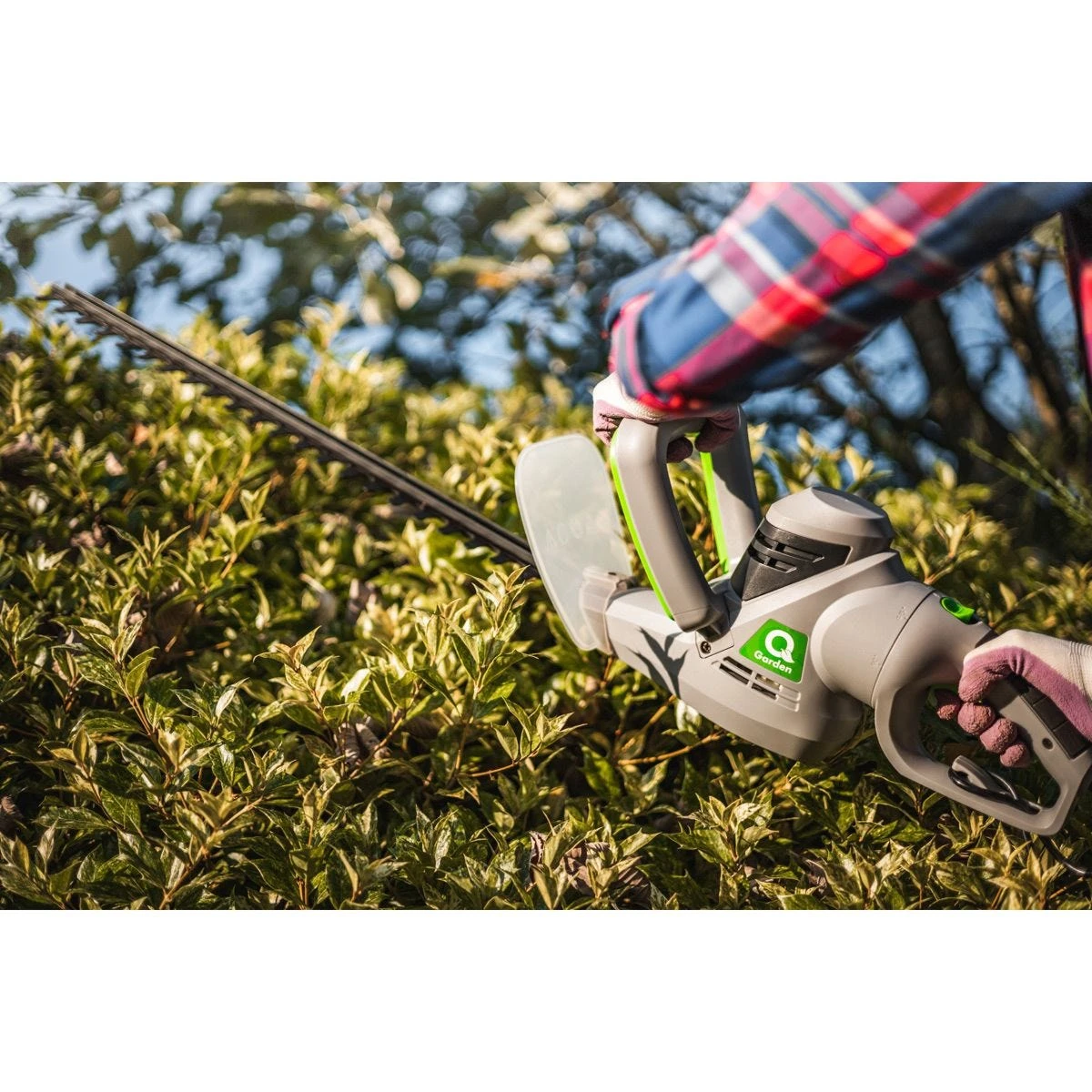 Q Garden 500W 56Cm Electric Hedge Trimmer 14 Q Garden 500W 56Cm Electric Hedge Trimmer - Image 14