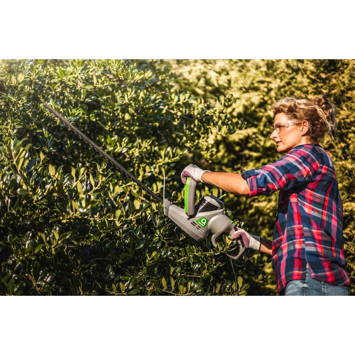 Q Garden 500W 56Cm Electric Hedge Trimmer 15 Q Garden 500W 56Cm Electric Hedge Trimmer - Image 15