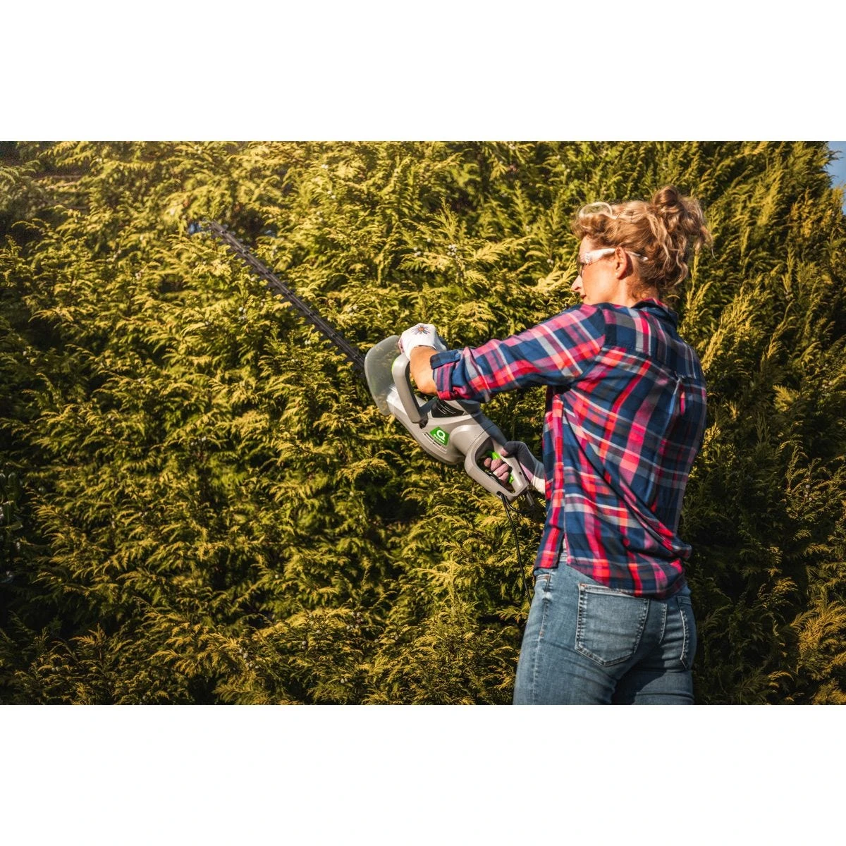 Q Garden 500W 56Cm Electric Hedge Trimmer 17 Q Garden 500W 56Cm Electric Hedge Trimmer - Image 17