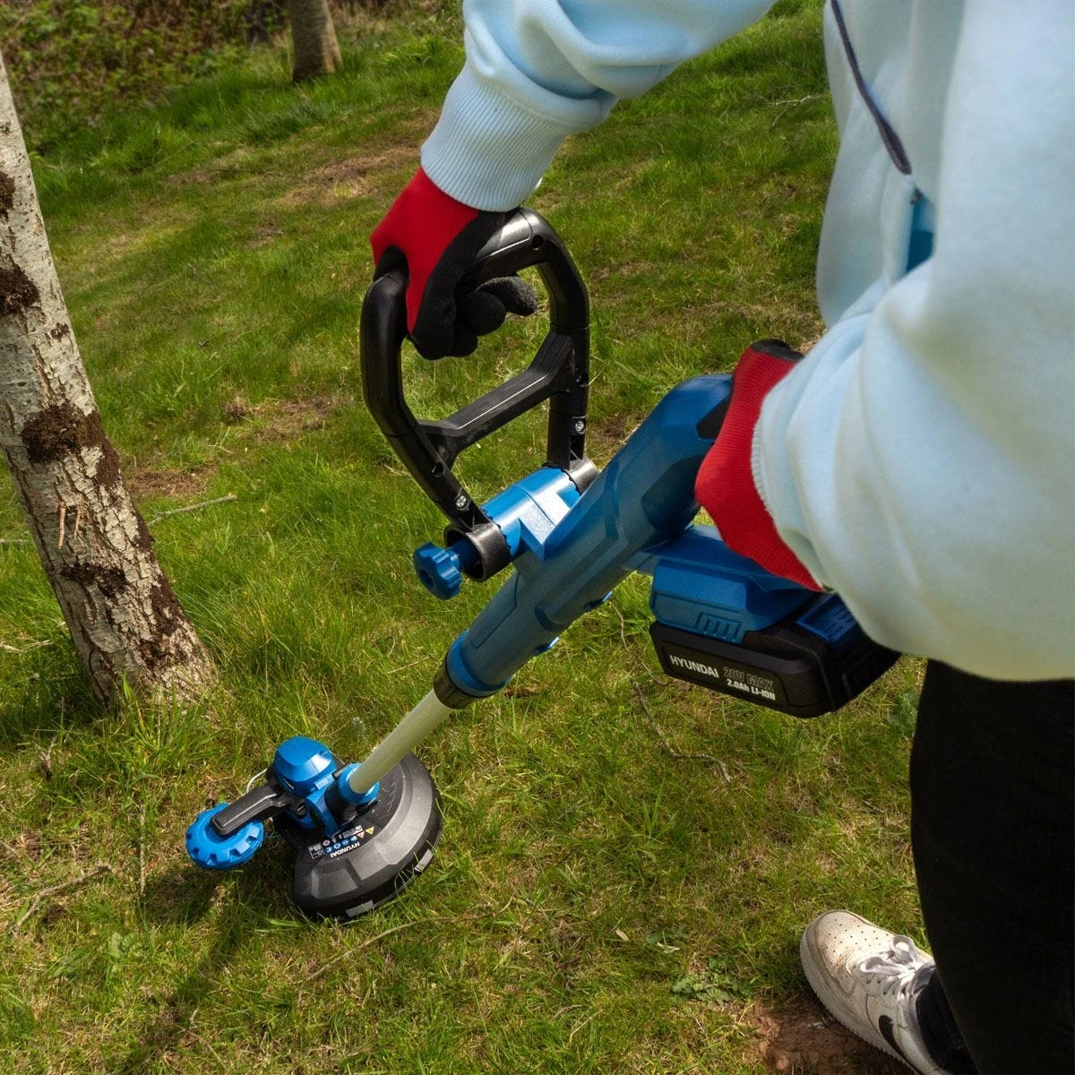 Hyundai 20V Li-ion Cordless Grass Trimmer - Battery-powered HY2187 17 Hyundai 20V Li-ion Cordless Grass Trimmer - Battery-powered HY2187 - Image 17