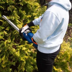 Hyundai 20V Li-ion Cordless Hedge Trimmer - Battery Powered HY2188 32 Hyundai 20V Li-ion Cordless Hedge Trimmer - Battery Powered HY2188 -Garden Tools Shop 351133 17