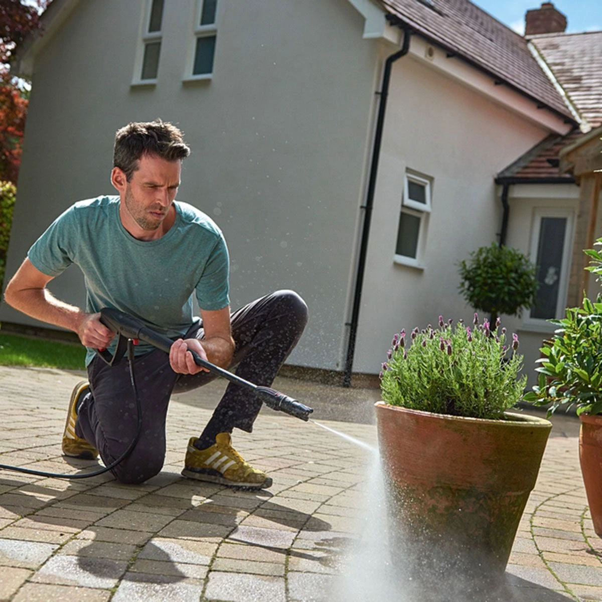 Bosch UniversalAquatak 125 3 Bosch UniversalAquatak 125 - Image 3