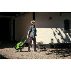 Greenworks G40 135 Bar Pressure Washer (Inc Patio Cleaner, Brush & Foam Sprayer) -Garden Tools Shop 378602 4