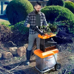 LawnMaster 2400W Quiet Garden Shredder -Garden Tools Shop 380167 3