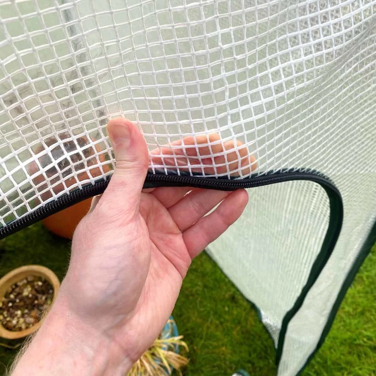 Gardenskill Pop-up Poly Greenhouse Plant Cover 1.25 X 1.25 X 1.85M 6 Gardenskill Pop-up Poly Greenhouse Plant Cover 1.25 X 1.25 X 1.85M - Image 6