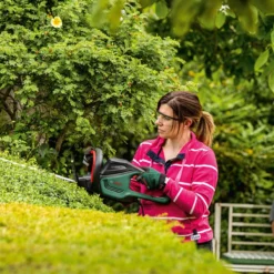 Bosch UniversalHedgeCut 50 (Classic Green) -Garden Tools Shop 395113 5