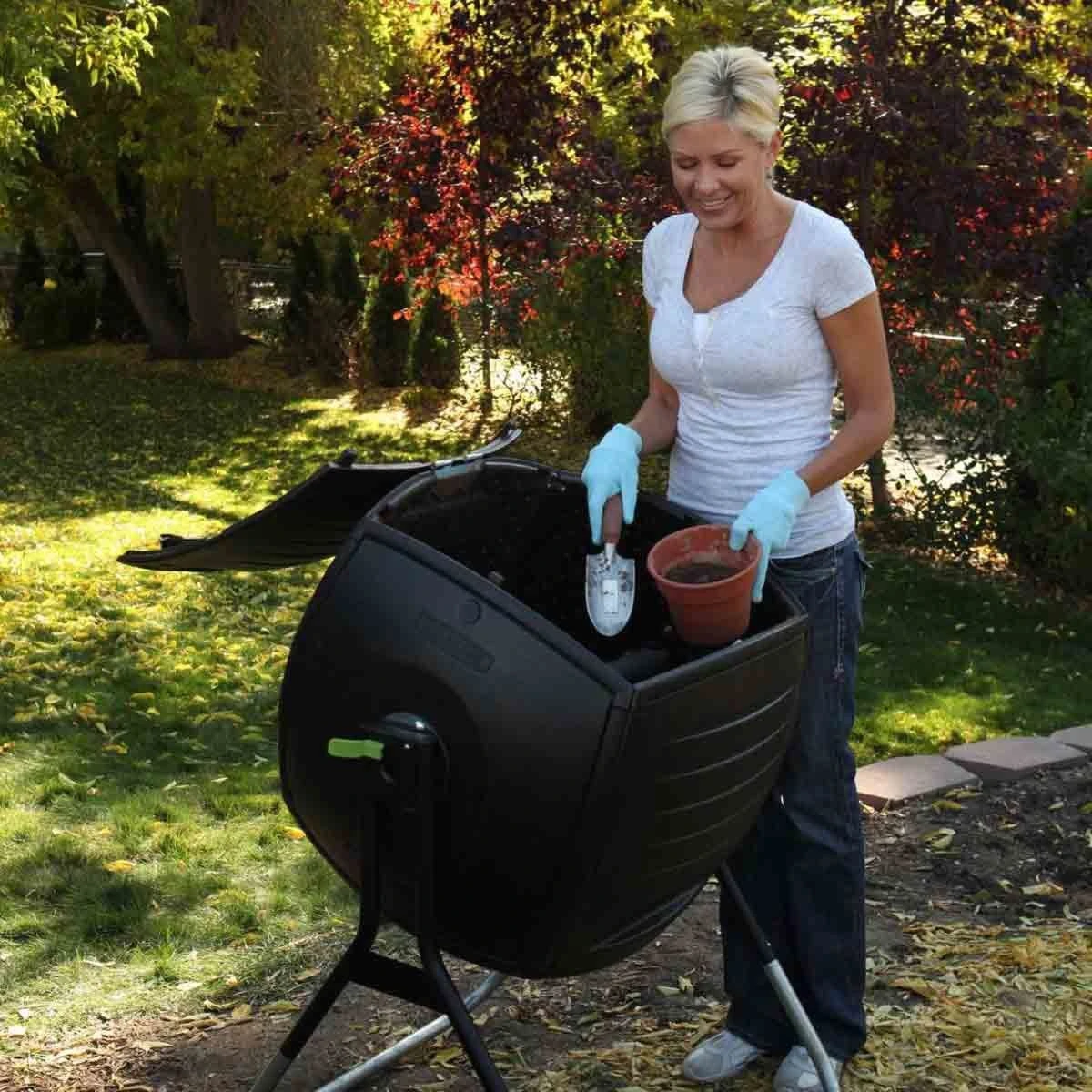 Lifetime Products Lifetime Rotating Composter (189,3 L) 9 Lifetime Products Lifetime Rotating Composter (189,3 L) - Image 9