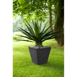 Ivyline Stone Ella Pot 40cm - Black
